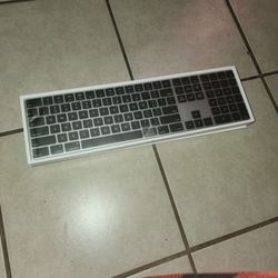Apple Magic Keyboard