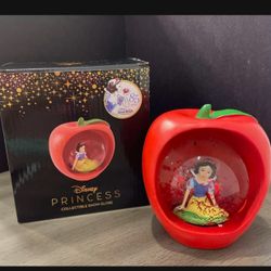 Disney Princess 85 Years Of Snow White Apple Snow Globe New in Box