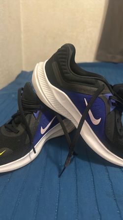 Shoes size 7