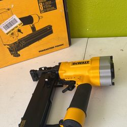 Corded Pneumatic 16-Gauge 1 in. Crown Lathing Stapler