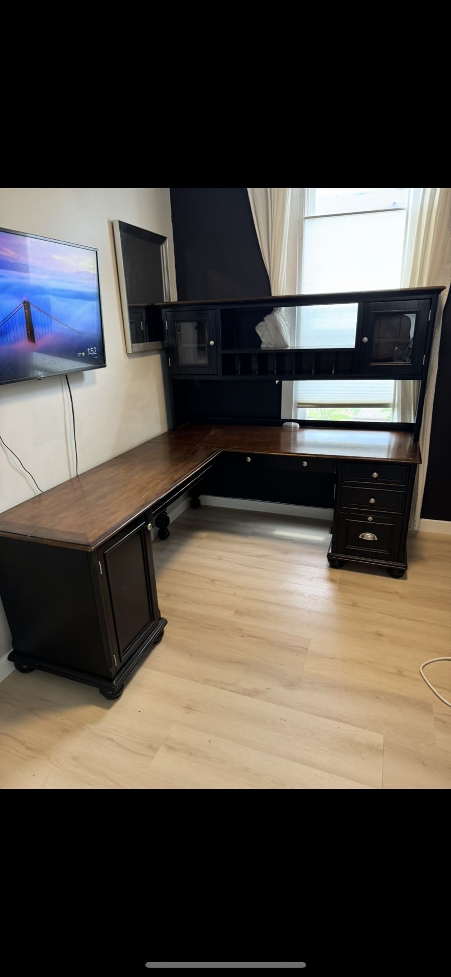Free Desk