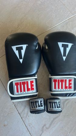 Title Classic Pro Style Training Gloves 3.0 - Boxing Gloves, Boxing Training Gloves, MMA Gloves, 14 Oz Training Gloves & Wraps