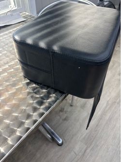 Barber booster chair