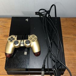 PlayStation 4 / PS4