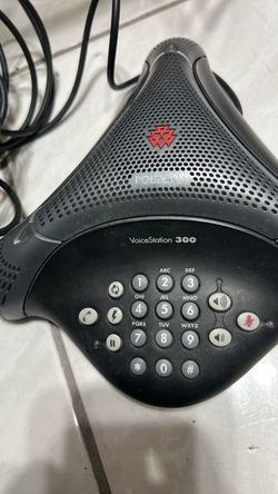 Poly Sound Station 300