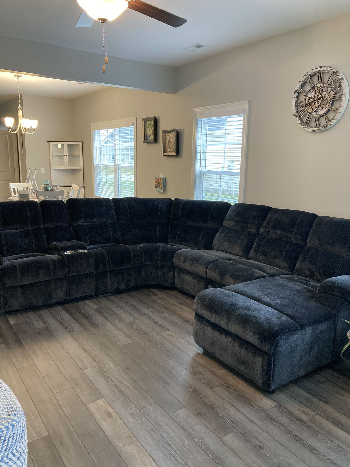 Gray Sleeper Sofa Sectionals With Recliners