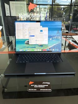 Apple 15” MackBook Air M5 Chip 16 GB RAM 1TB SSD! 90 Days Warranty! Financing available!