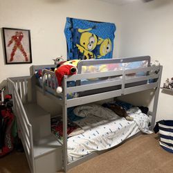 Bunk Beds (Twins)
