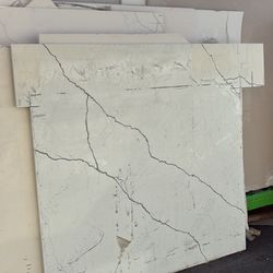 Quartz Remnant – Clean White with Soft Gray Veining - 56x56