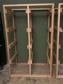 Tote storage rack