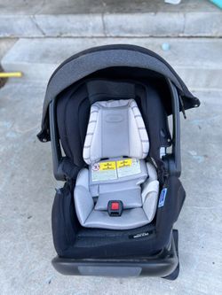 Graco SNUGFIT 35 DLX Car Seat 