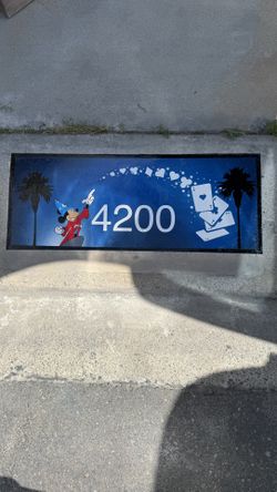 High End Curb Painting