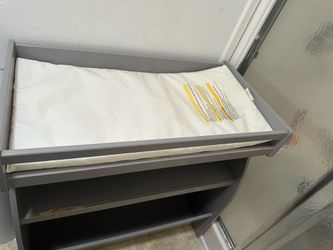 Changing table