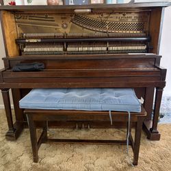 1931 Player Piano. Needs A Little Work. But It Is Operating . High Quality And Ivory. Offering This For Free , You Would Need To Remove And Pick Up. 