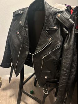 Mens leather jacket 42