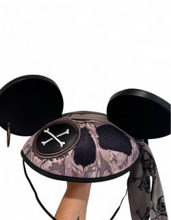 Disney Pirates of the Caribbean hat