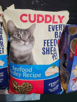 Cuddly limited ingredient  dry cat food