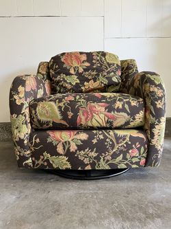 Sam Moore Swivel Chair