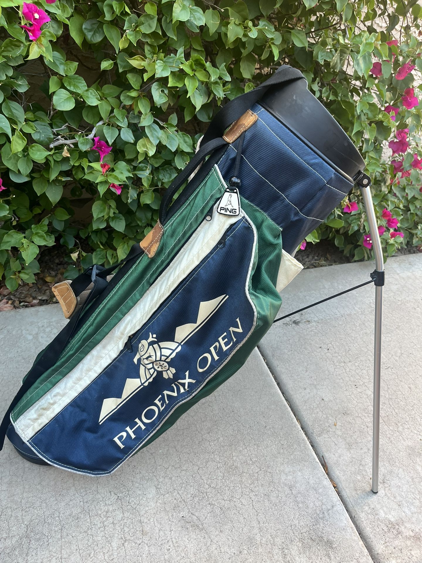 Vintage Phoenix Ping Hoofer Golf Bag
