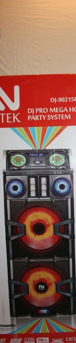 Bluetooth speaker SD card,slot USB port,FM radio,microphone included for karaoke