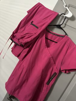 Medium KoiLite Scrubs