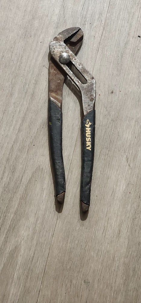 Husky 10" Adjustable Groove Joint Pliers