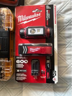 Milwaukee head lamp