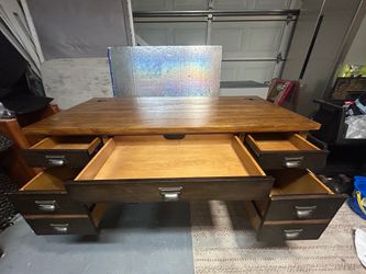 Mid century desk / delivery included 🚚