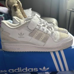 Adidas Forum 