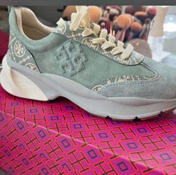 Tory Burch sneakers size 8 used for an hour. Authentic