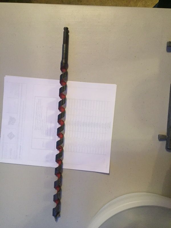 Wood boring auger bit