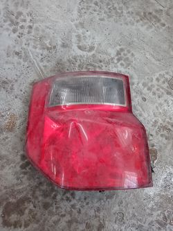 2004 Honda element lefth tail lithe