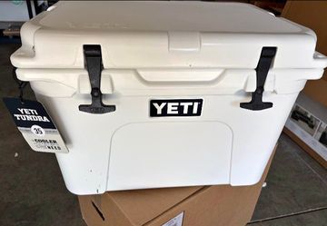 Yeti Tundra 35 Brand New