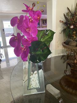 Artificial orchids arrangement