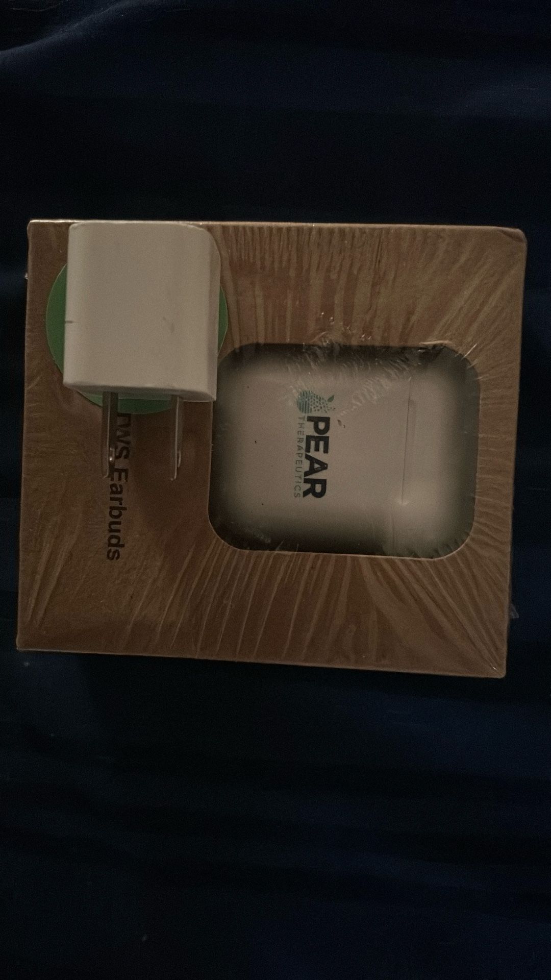 Pear Wireless Earbuds New In Box Similar To Apple Earbuds Comes With Real Apple Charging Block