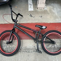 Eastern 20 Inch Bikes Brakes Work Great Couple Broken Spokes