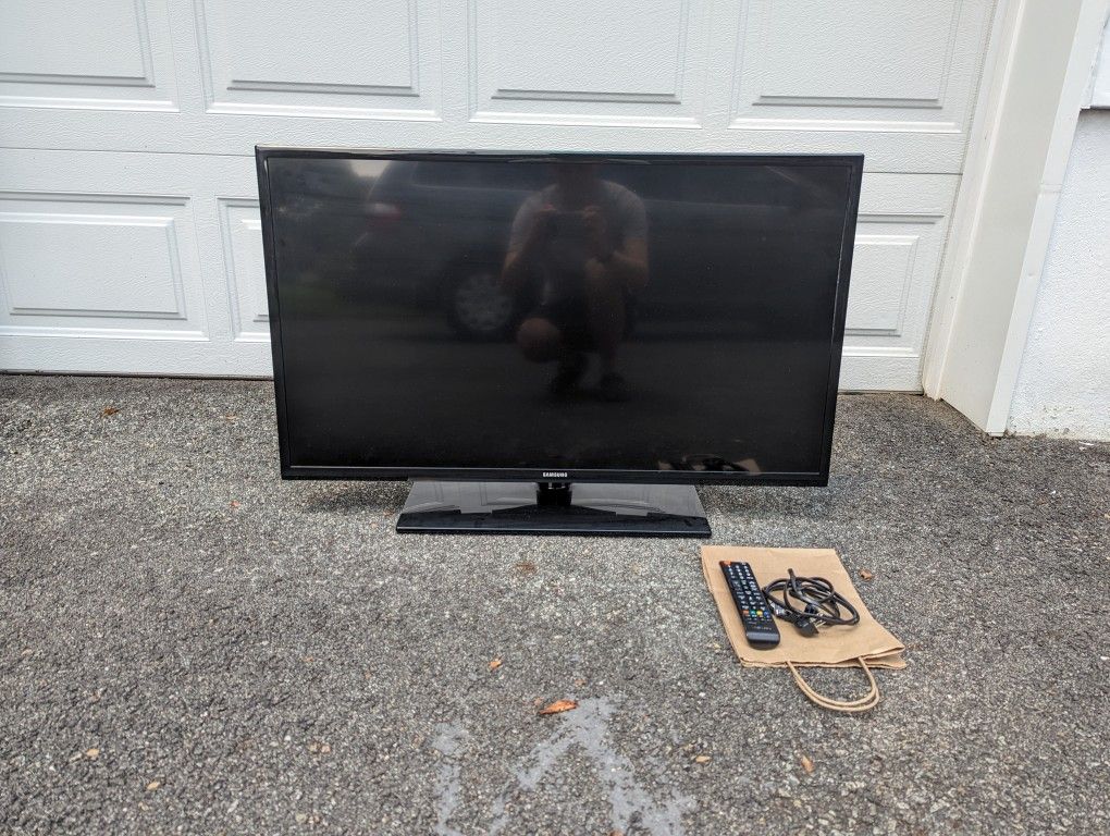 Samsung UN40H5003AF 40" Full HD Flat TV H5003 Series 5