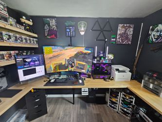 Samsung Ark Monitor