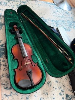 Violin with Bow and Case