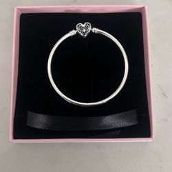 Pandora Bangle