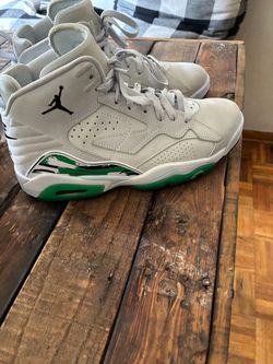 Women’s Jordans MVP  size 7.5