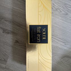 Soleil Baby Pink Flat Iron