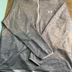 Under Armour ColdGear 1/4 Zip Pullover - Men’s XL - Loose Fit, Gray Athletic Performance Top