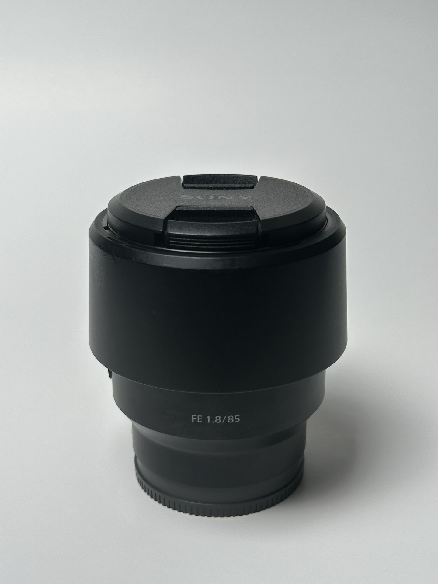 Sony FE 85mm F/1.8 lens (used) - Sony E