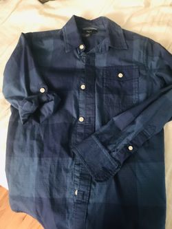 Gap shirt