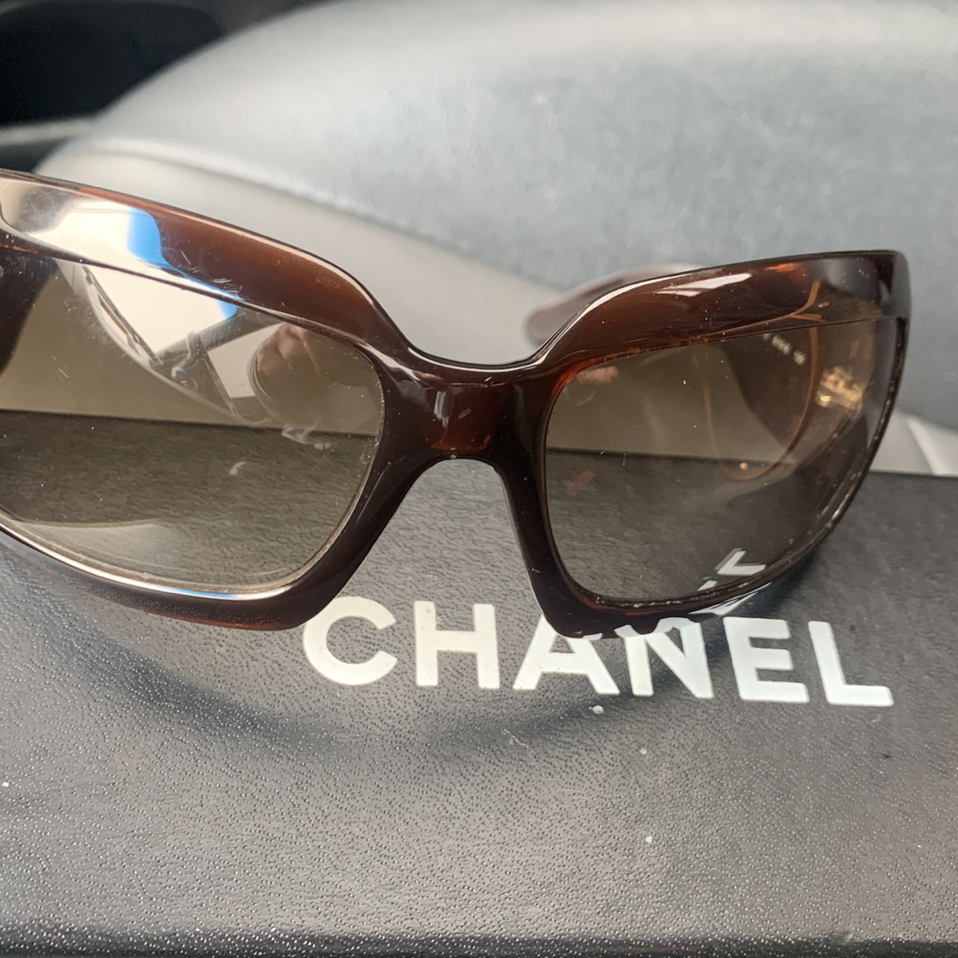 Chanel Mother Of pearl Sunglasses for Sale in Laguna Beach, CA - OfferUp