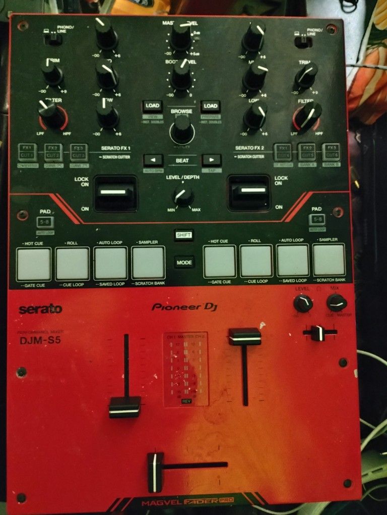 Pioneer Serato DJM-S5