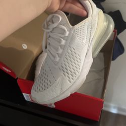 Nike Air Max 270