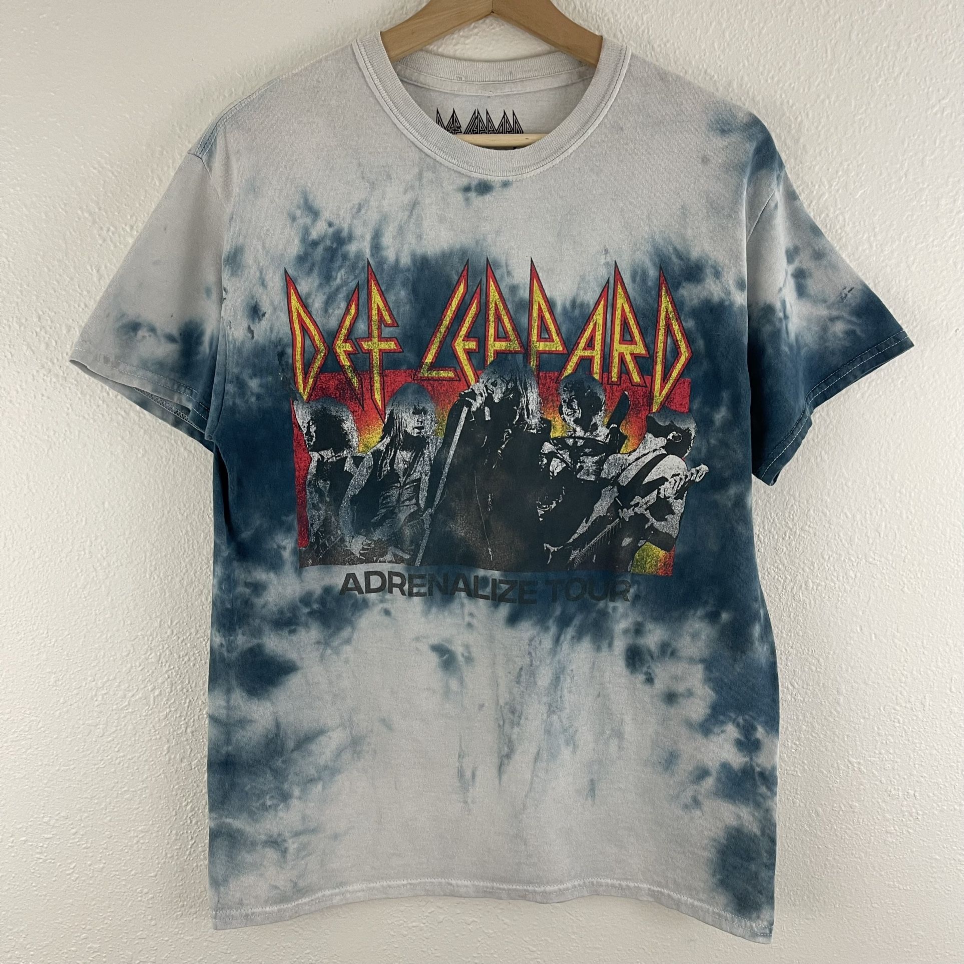 DEF LEPPARD Blue White Tie Dye 1992 Adrenalize Tour Short Sleeve Graphic Tee
