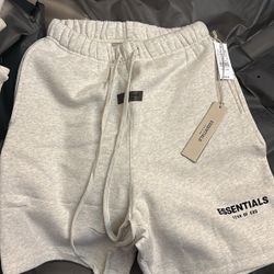 essential shorts 